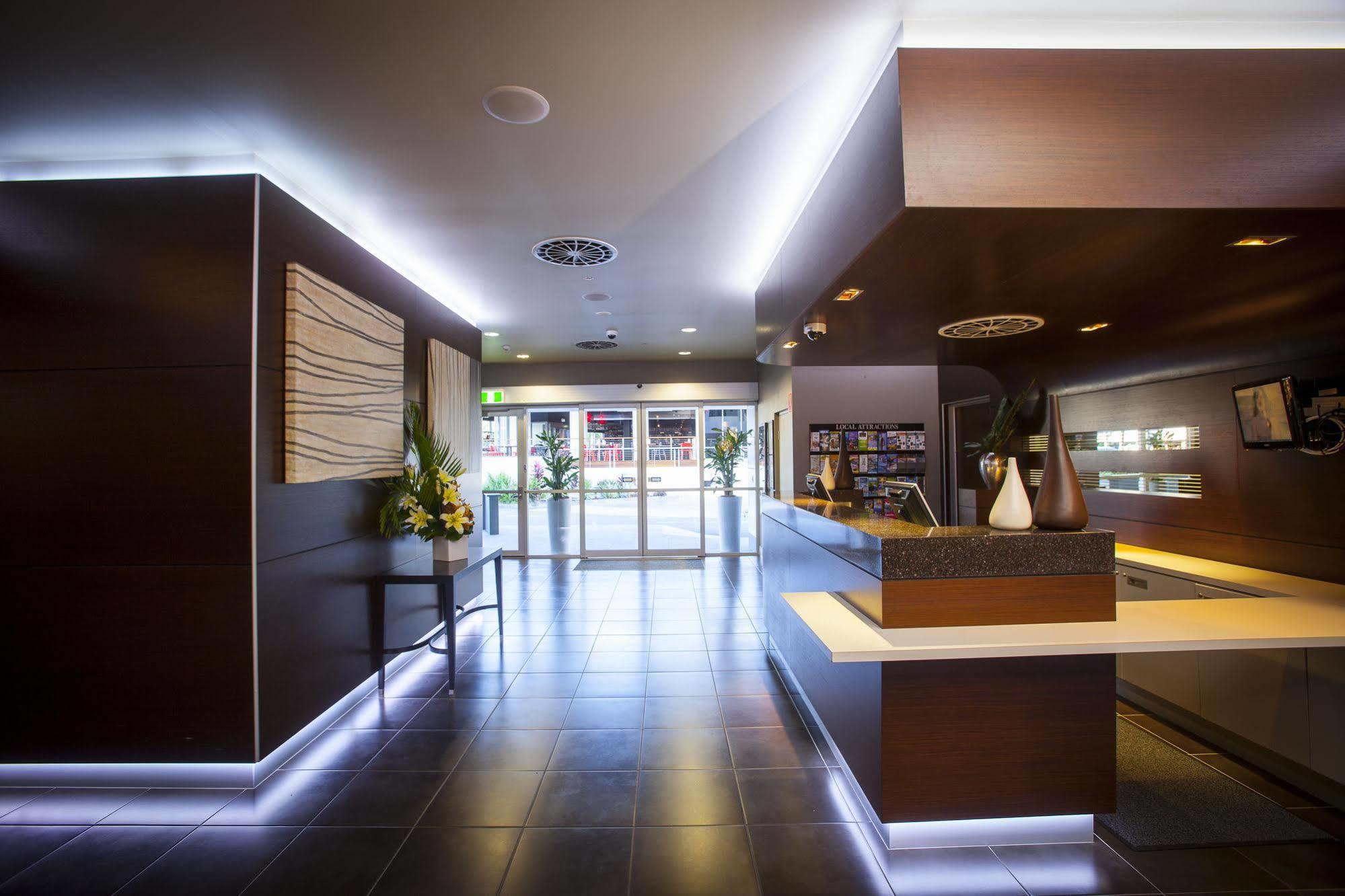 Grand And Aparthotel Townsville